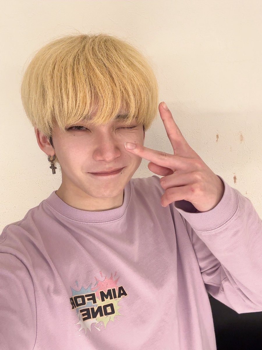 本日の【AIM JACK Plus+】にお越しくださった皆さん本当にありがとうございました！
今日来てくださった皆さんに僕たちの想いが伝わっててくれてたら嬉しいです☺️
4月30日は最高のライブにするので是非チケット発売まで少し待っててね！
しっかり体調にはみんな気をつけてね！🦦