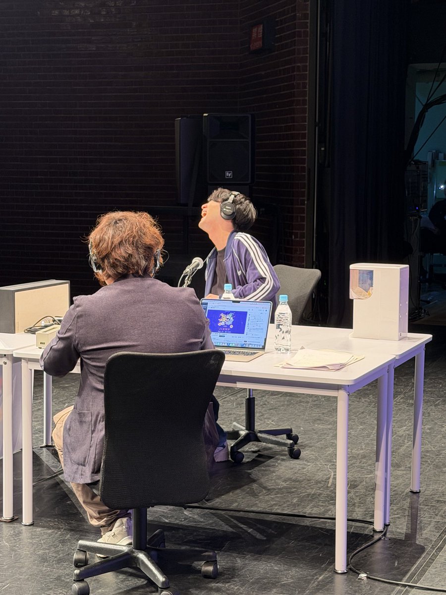 Wed_AC's tweet image. ＼\ 🦀夜の部開演🦀/／

#ハスマナ イベント🎙️
ひとり喋りのラジオスタイルでお届けする
夜の部＜蓮見と未来飲み＞がスタートしました👏

イベントの一部を音声でライブ配信もしているので、ぜひお聴きください✨

＜配信URL＞
youtube.com/watch?v=kXoroX…

YouTubeやXでのコメントもお待ちしております🙌