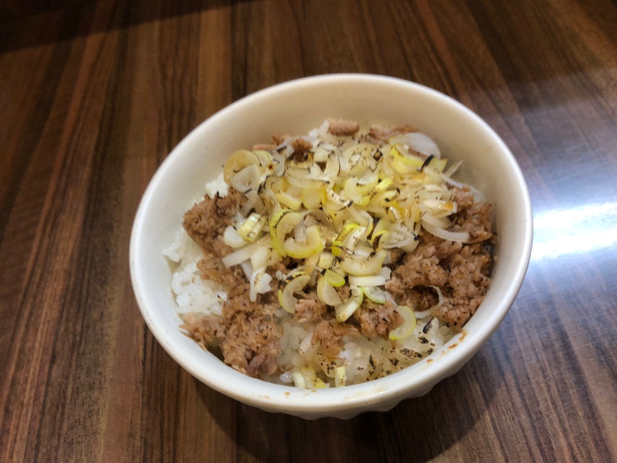 恵那く

特製辛つけ麺
肉飯

 #恵那く #京都 #つけ麺