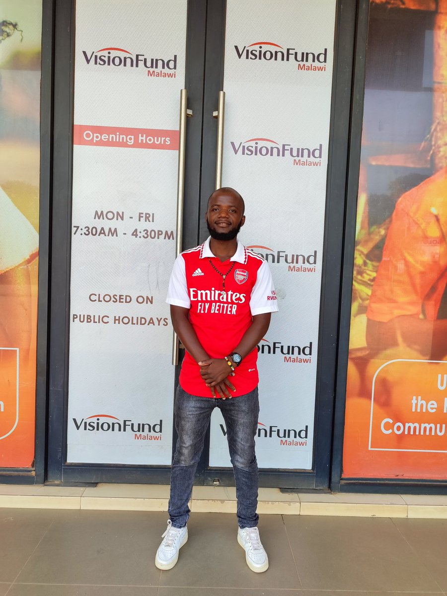 The meek shall inherit the earth🙏🏾💪🏾, happy new month y'all 💪🏾✌🏾. Blessed Sunday 🤞🏾.

open.spotify.com/track/35HaBeYU…