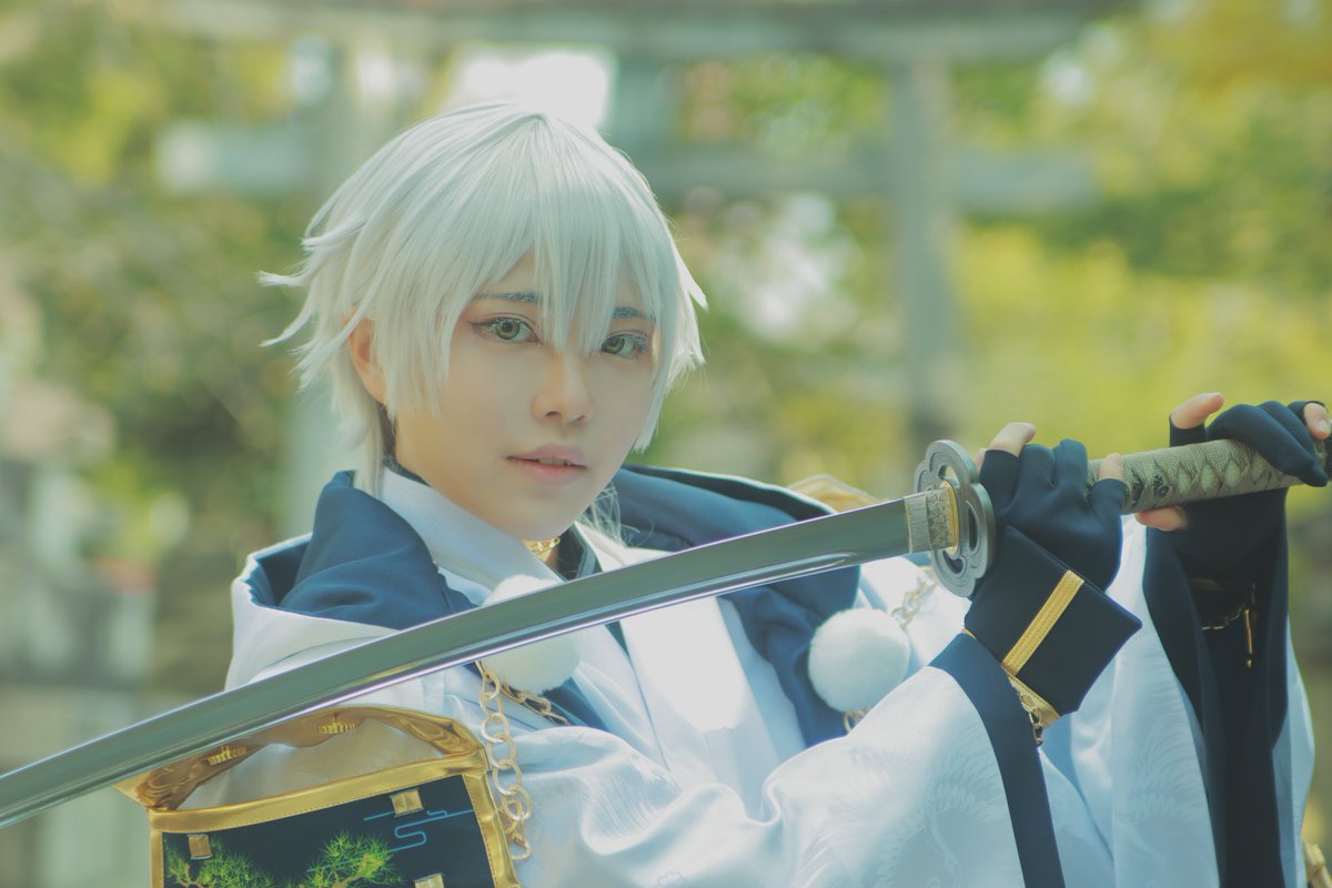 #1月31日は刀帳番号131番鶴丸国永極の日
#刀帳No131で1月31日は鶴丸国永極の日

大遅刻しちゃった😭😭😭😭いつもありがとう。これからも近侍として本丸を支えてね……(再掲&amp;コスプレ失礼)