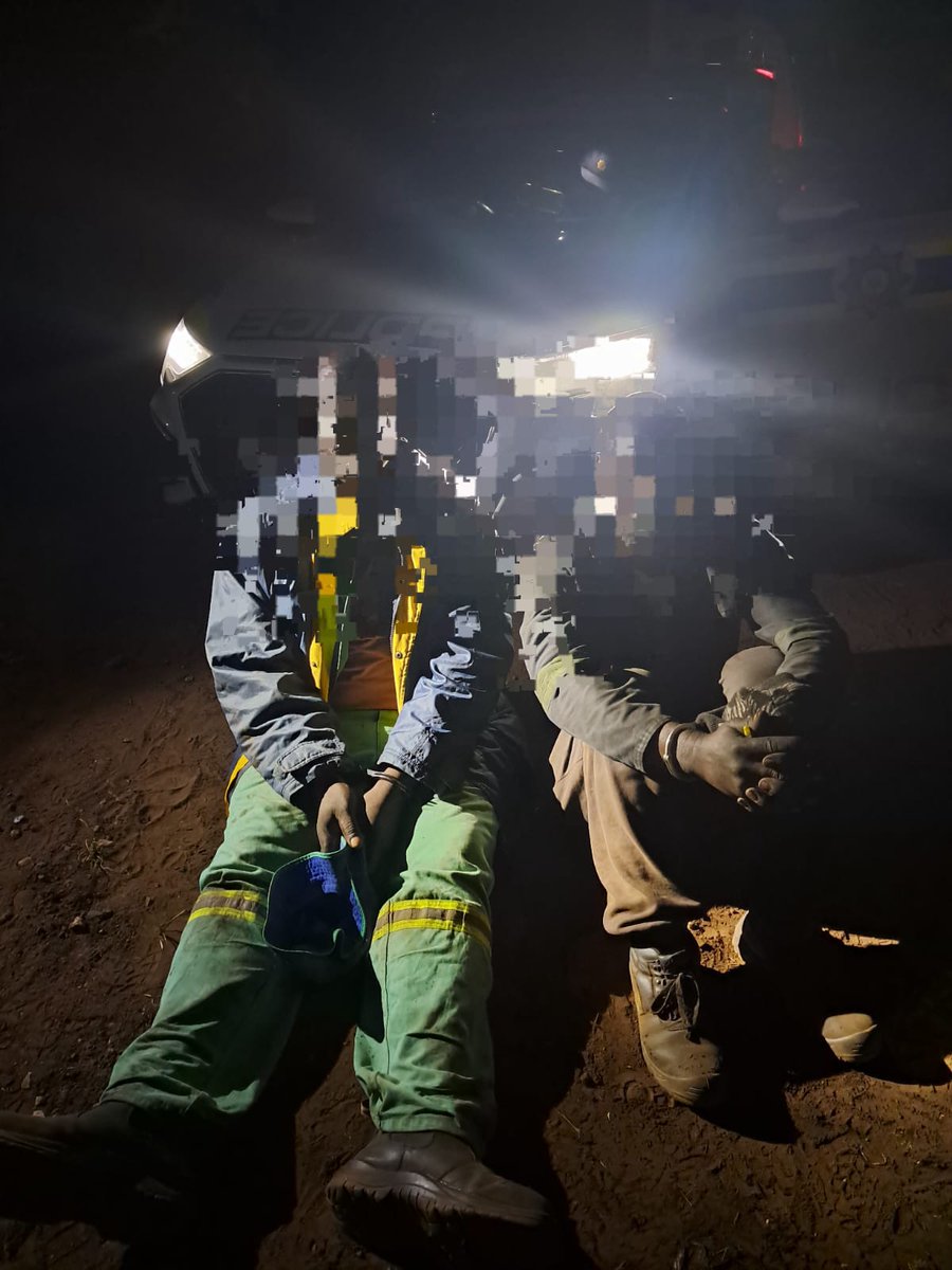 TheTruthPanther's tweet image. Two Illegal Foreigners from Malawi and Zimbabwe Arrested in Belfast After Police Recover Stolen Gauteng Truck

Police have arrested two suspects in Belfast, Mpumalanga, for possession of suspected stolen property after a stolen truck was traced to a residential address. The…