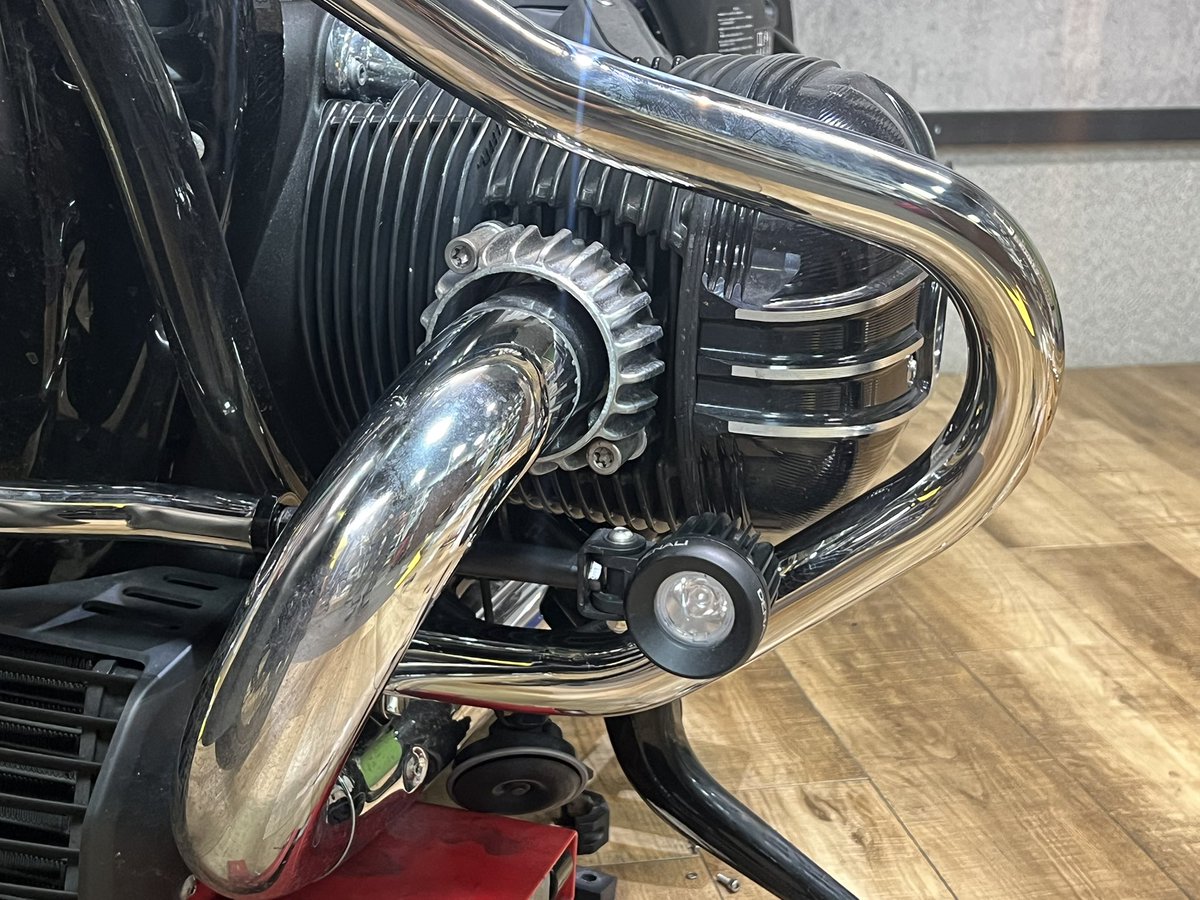 純正オプションのガードからDKdesignのクラッシュガードに変更

フォグランプも専用ステーで見た目めも⭕️