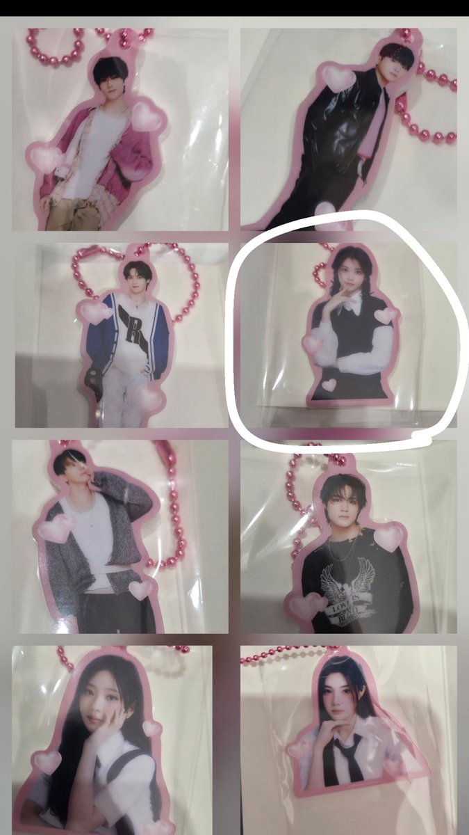 hg1maa's tweet photo. @smtown_vip コメント失礼します🙇‍♀️
画像のアクキーAチャニョル所持してます!!
カルメンちゃんと交換よろしいでしょうか？ https://t.co/po0ufp4660