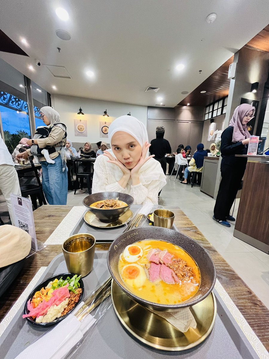 Nurutin bm nya bojo
