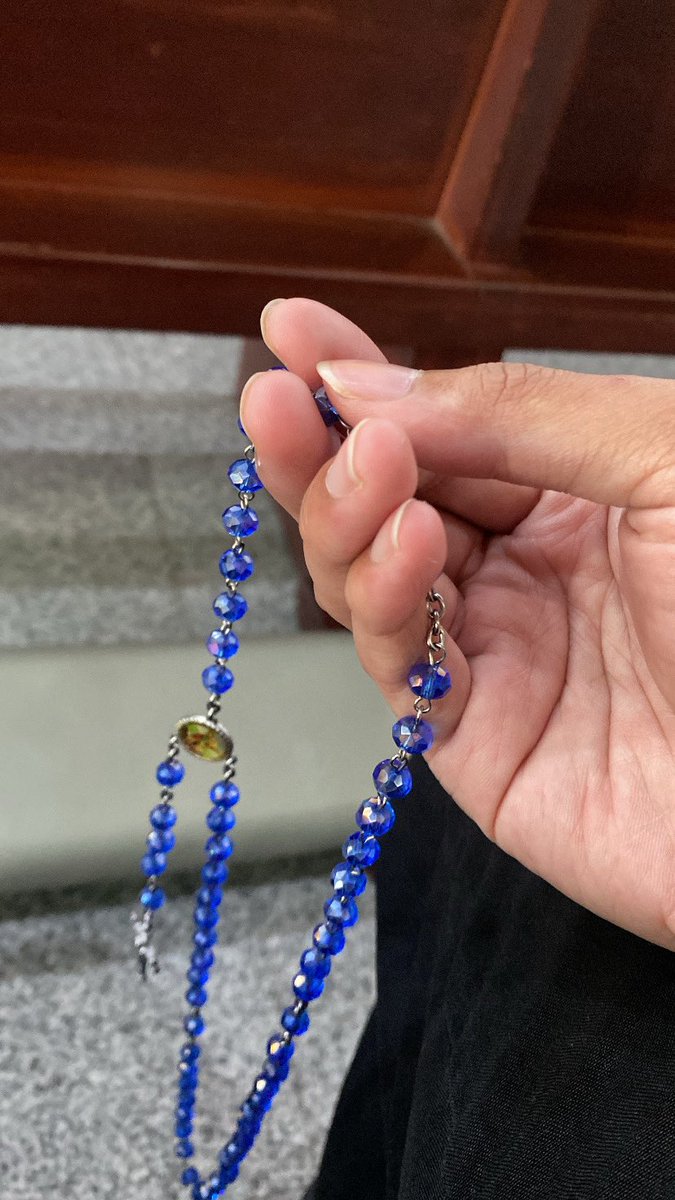 ตื่นเช้าจนชินแล้ว แต่แค่วันอาทิตย์ตอน7:15 555555555!!!

อรุณข่าบ เสร็จธุระที่วัด(โบสถ์)ทุกอย่างล๊า