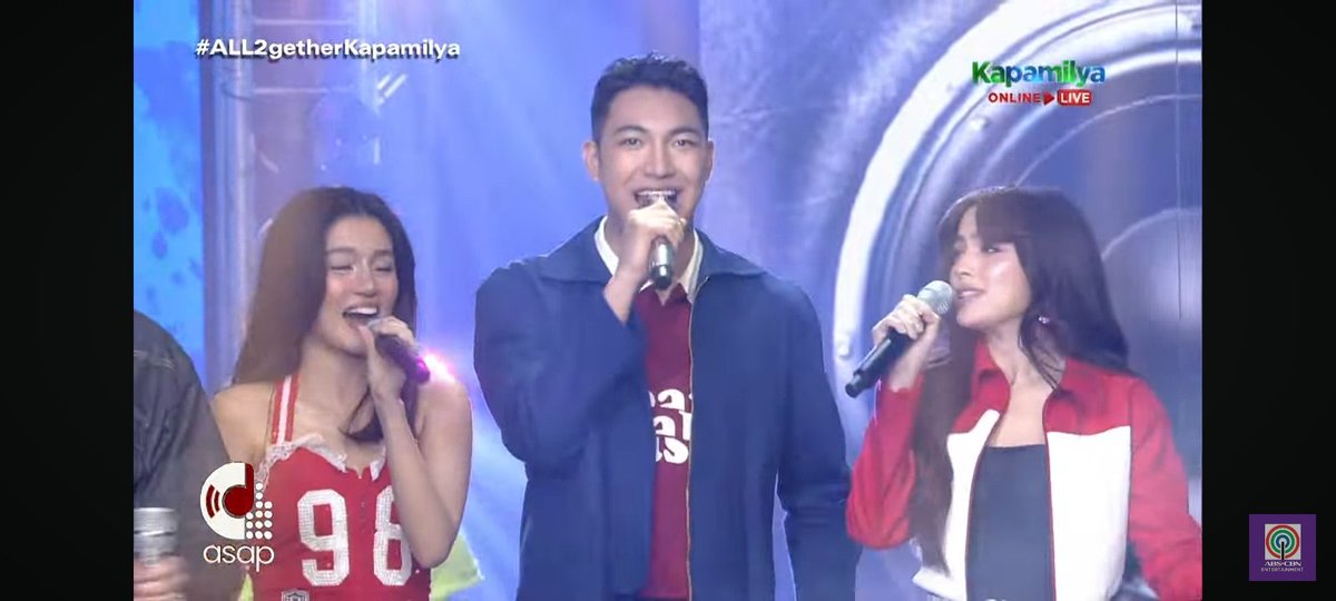 D face card is giving w/ belle and alexa

DARREN InLoveAkoSaYo 
#DARREN <a href="/Espanto2001/">Darren</a>
#All2getherKapamilya