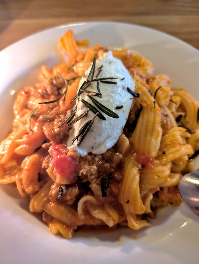 パスタ🍝2つとも食べた🤪ww もうお腹パンパンで幸せ過ぎる