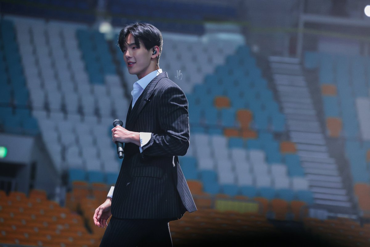 260201 THE X : NEXUS 사첵

션프 여기서 잠들다...

#셔누 #몬스타엑스 #SHOWNU #MONSTA_X #MONSTAX