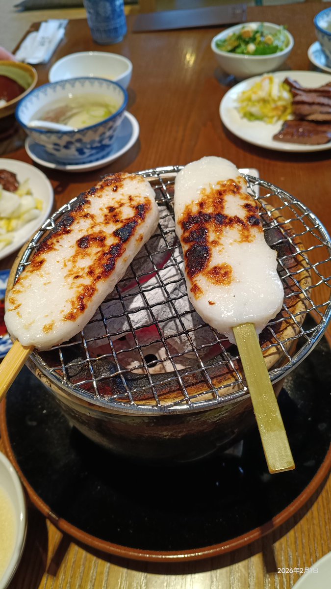kasutoro's tweet photo. 菜乃様〜、今日は雪がちらつく宮城にビーファのコンサートを観に来ましたよ。牛タンとずんだシェイクも忘れず堪能です。IS:SUEも5月のアリーナ準備頑張ってね。＃BE_FIRRST #たんや善治郎 #IS_SUE https://t.co/mRJgwNZQBI