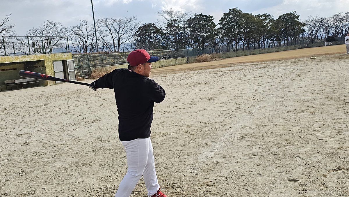 doublers_yakyu's tweet photo. 今日は初練習でした。
ノックやフリーバッティングで体を動かしました。
次回の活動は2/15の練習試合です。
トライバルリーグに向けて頑張っていきましょう！
#福岡　#草野球　#メンバー募集中 https://t.co/7JolO9KWzm