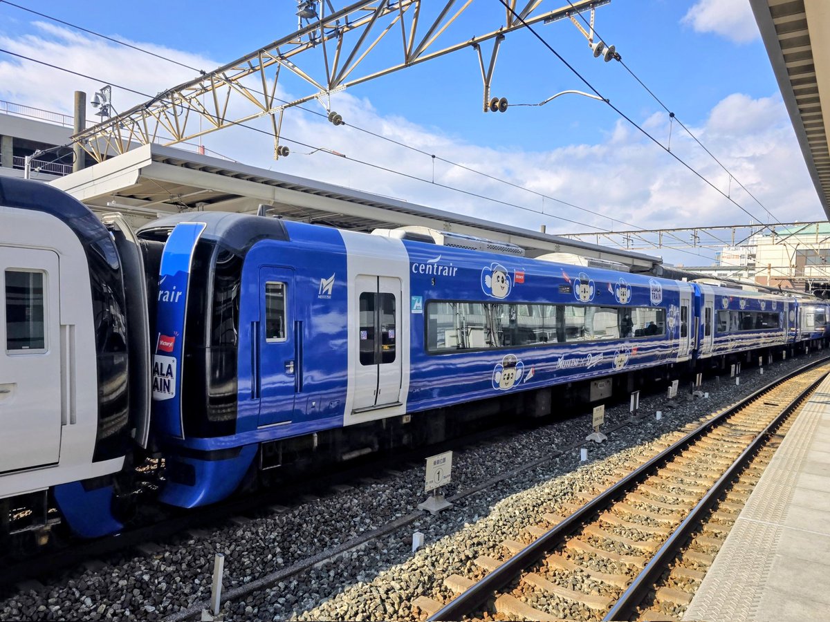 moto7779's tweet photo. ドアラミュースカイ。(^-^)v
#神宮前駅
#2003F
#ドアララッピング
#ドアラミュースカイ https://t.co/fheIJJ6rAg