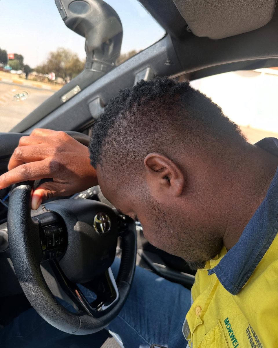 Short prayer for all entrepreneurs, I know the few next days is the hardest, may God grant you strength to hustle enough 2 pay salaries of your workers whilst waiting for unpaid invoices. 🙏