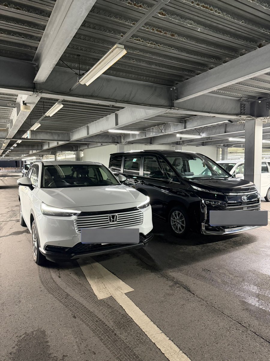 ヴェゼル今までありがとう！
もしロシアにいっても元気で🇷🇺

そして子供2人だとミニバンめちゃくちゃ楽
いろんな所行くぞー^_^