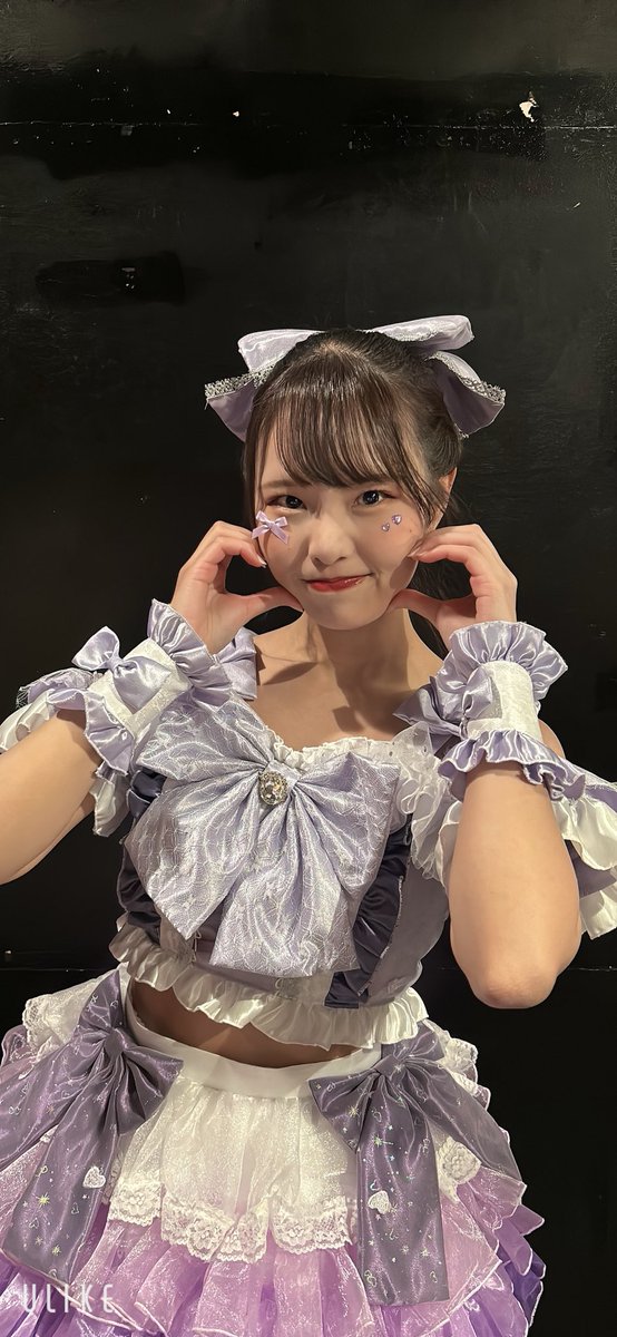 alica01270611's tweet photo. 1月31日渋谷ミルキーウェイ
FRI♡DOLさん観に行きました
ももクロムンプラエビ中YELLに8曲メドレーヤバすぎ！
ステージ衣装も手作りとは思えないクォリティと可愛さでただでさえ可愛い推しの可愛さが♾️に可愛くてありがとうございますな気持ち　#FRIDOL #ふらいどる https://t.co/65oYhllYCo