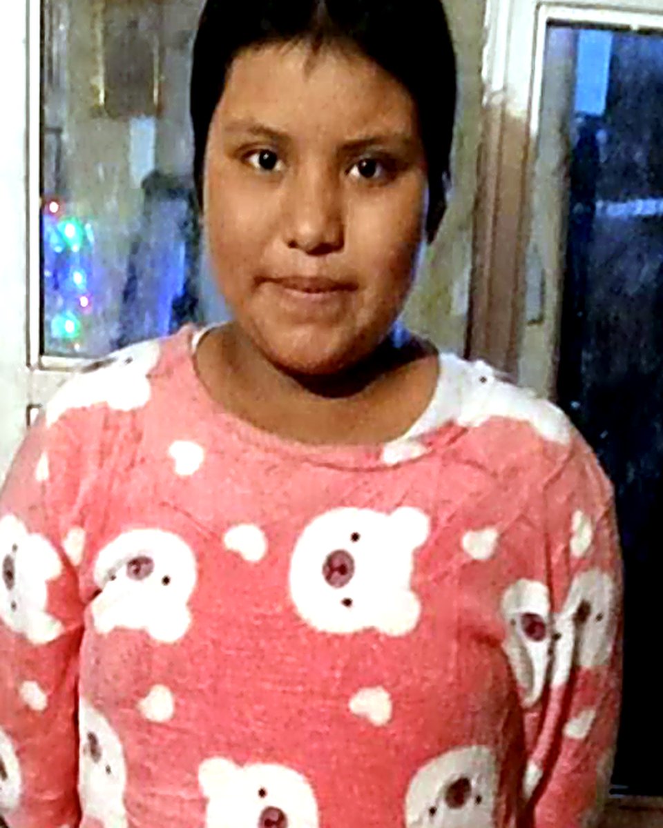 bancodetapitas's tweet photo. #URGENTE Aficionad@s del @ClubAmerica 💛

Necesitamos su ayuda para cumplir el sueño de BRENDA CELESTE. Ella tiene 12 años y su mayor ilusión es recibir un saludo de algunos jugadores del América —aunque sea un video de unos segundos.

Hoy tenemos el tiempo en contra: Brenda está en cuidados paliativos por cáncer. 🙏

Si puedes ayudar, por favor envíanos DM o etiqueta al jugador, comentarista o persona que creas que pueda hacerlo posible.

Gracias por sumar. #LosBuenosSomosMás #America