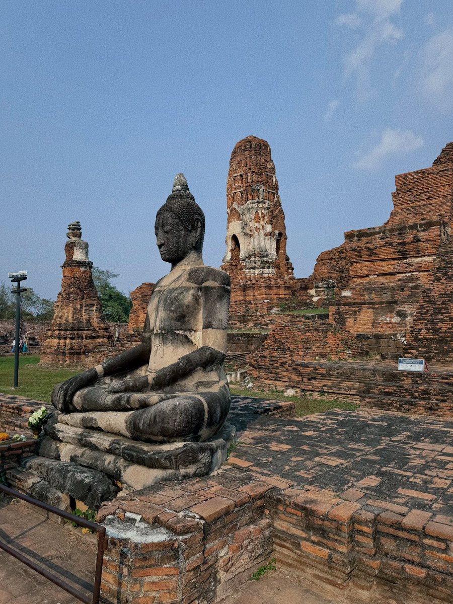 Tony_0812's tweet photo. 🚶🏻🙏 #阿育他亚 #ayutthaya #大城府 #watmahathat #พระนครศรีอยุธยา https://t.co/hg927Jajoe