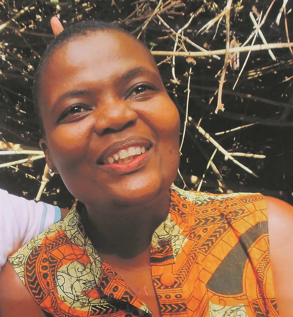 it’s been ten years since the death of fezekile kuzwayo, also known as khwezi, the woman who bravely spoke out against jacob zuma and endured immense public cruelty as a result. we remember her courage, and we should never forget her name.