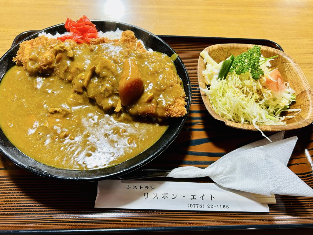 投票行って外食するんだ