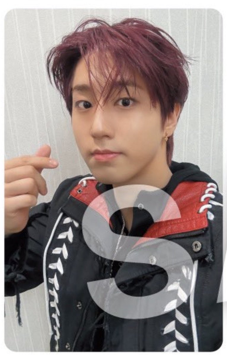 quackwallaby's tweet photo. straykids スキズ 交換 Hollow 会場限定トレカ 関西 関東 異種

【譲】 画像1枚目 1/24 バンチャン チャンビン アイエン

【求】 画像2枚目 2/1 ハンジソン

※郵送希望です📮
お気軽にお声がけくださいᐢᴗ͈ ᴗ͈ᐢ https://t.co/Jr8LhRX2q9