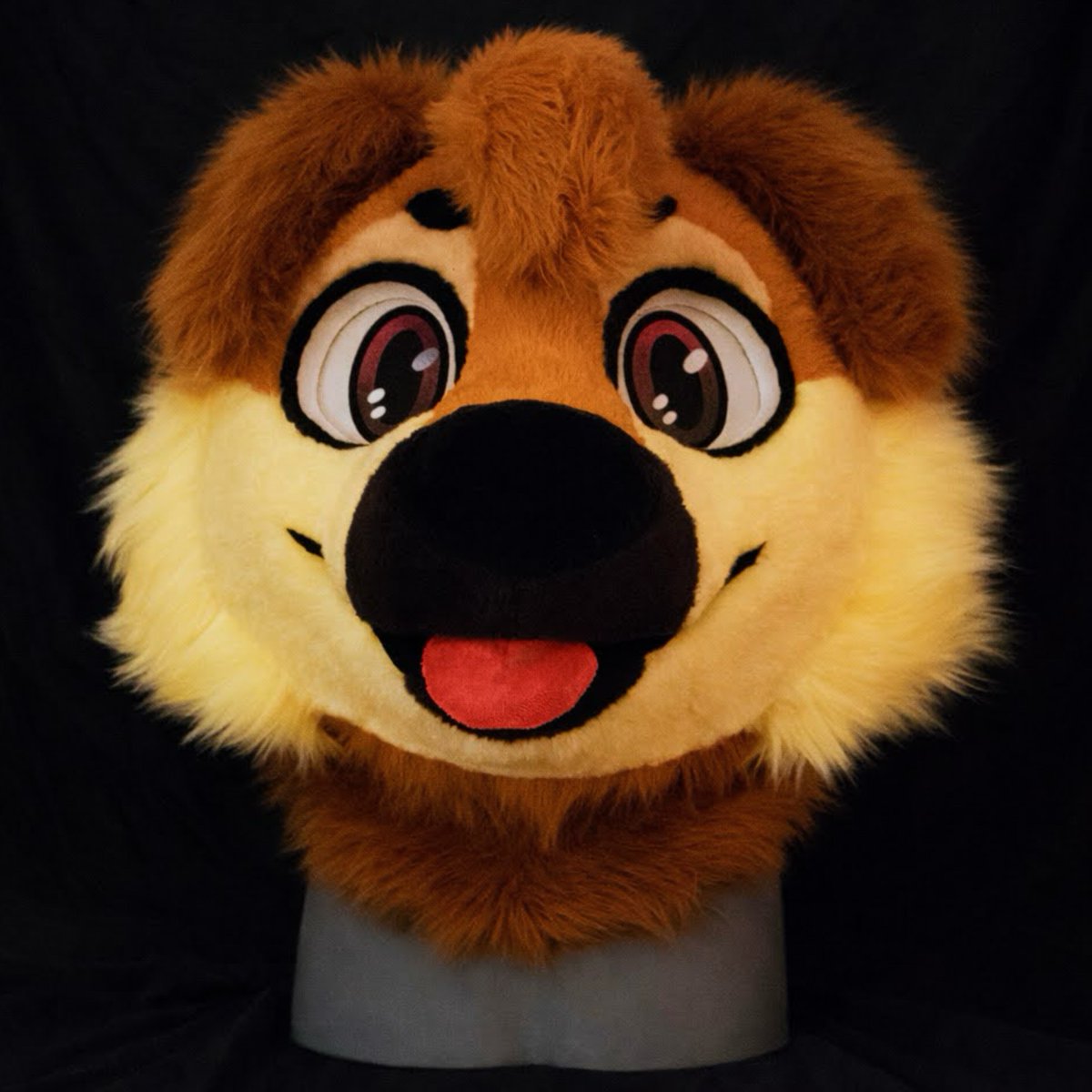Completed Fursuit Head for <a href="/halobats/">wes🫀</a> !

This marks my second ever fursuit head done, was a ton of fun to work on :3