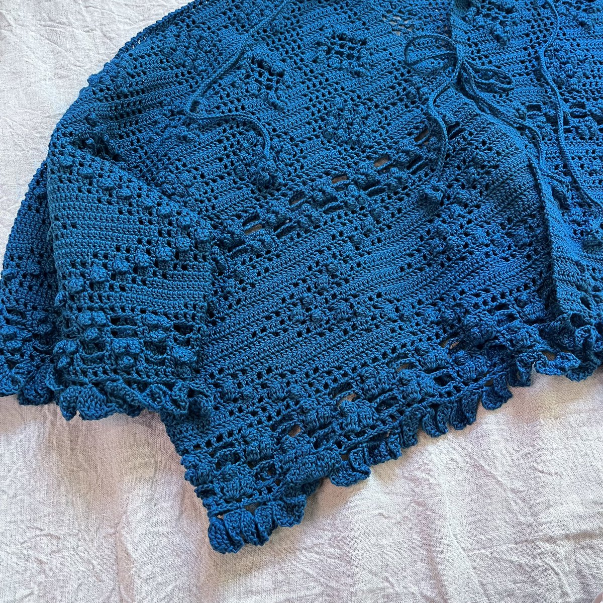 knit_c's tweet photo. かぎ針で編む透け感メッシュウエア (applemints)
https://t.co/5eR8HvEw0n
パプコーン編みの七分袖カーディガンを編みました🧶
編み地暗めで見えにくいけど、ブリブリのパプコーン模様頑張ってデザインしたので、ぜひ見てほしい😆 https://t.co/CpDWxmeTt1
