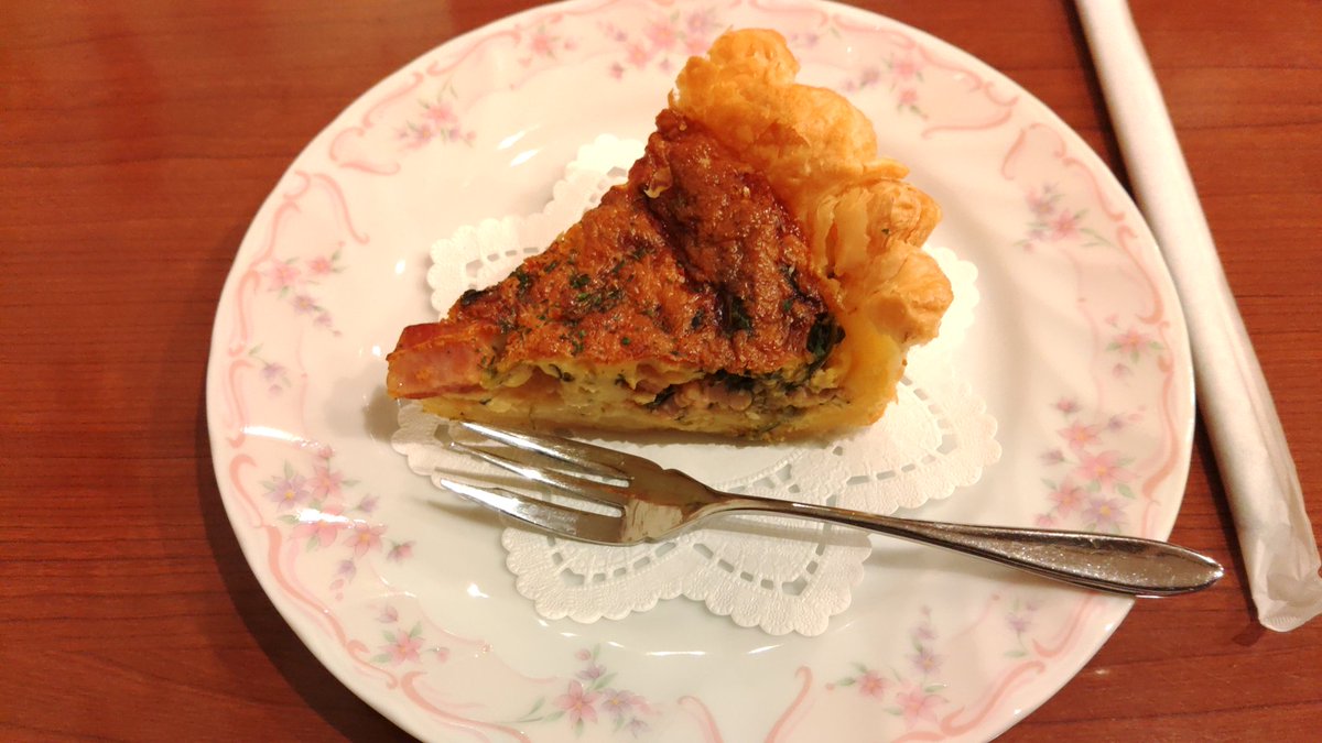 昨日のe-maidで食べたキッシュが美味しかったです。