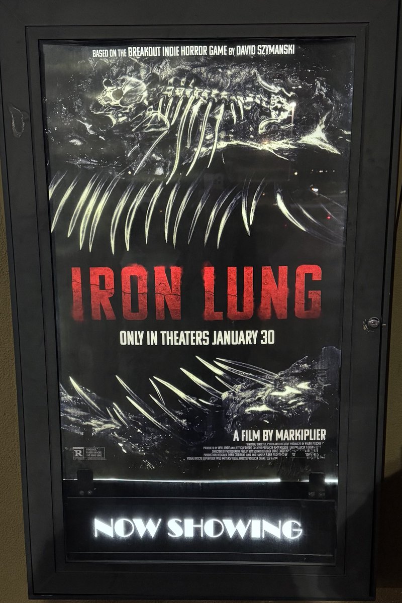 Ace2Mars's tweet photo. 110% recommend Iron Lung!!! I’m so proud of Mark and what he’s accomplished. Not just cause it’s made by Mark but the movie itself is really good! If you enjoy suspense, cursing, lots of blood and some horror; I highly recommend. 🩸In most theatres now!!! 
#ironlung #markiplier https://t.co/1k4xllYxJS