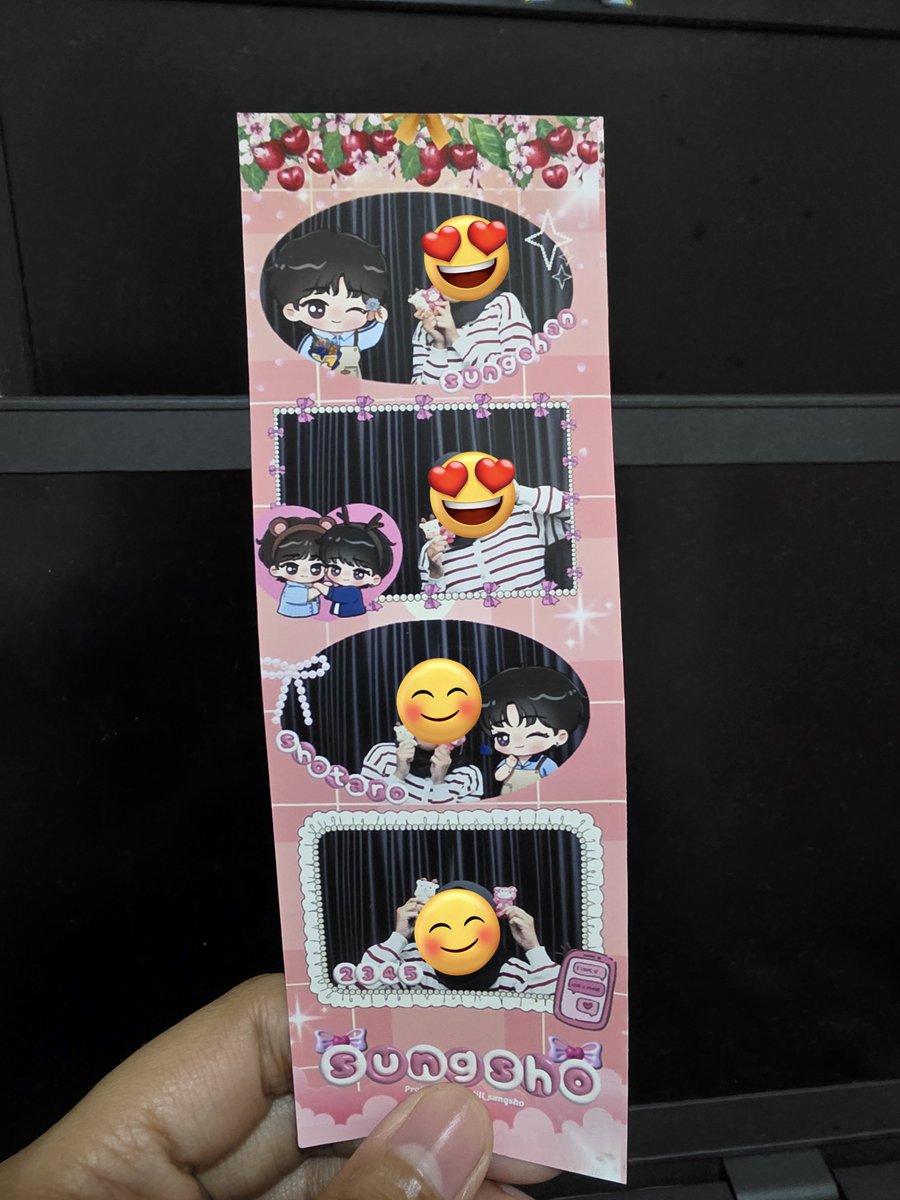 Akhirnyaaaa kesampeannnn bisa photobox sungsho nya <a href="/still_sungsho/">two souls, one bond</a> 🥹🥹🥹

P.s street poster nya masihhh ada ternyata 🤣🤣🤣
#AlwaysTeamSungSho