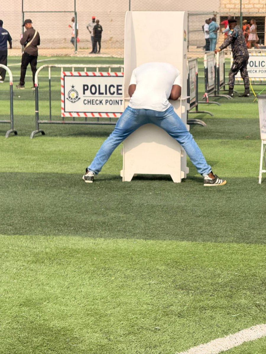 Who do you think this guy voted for?