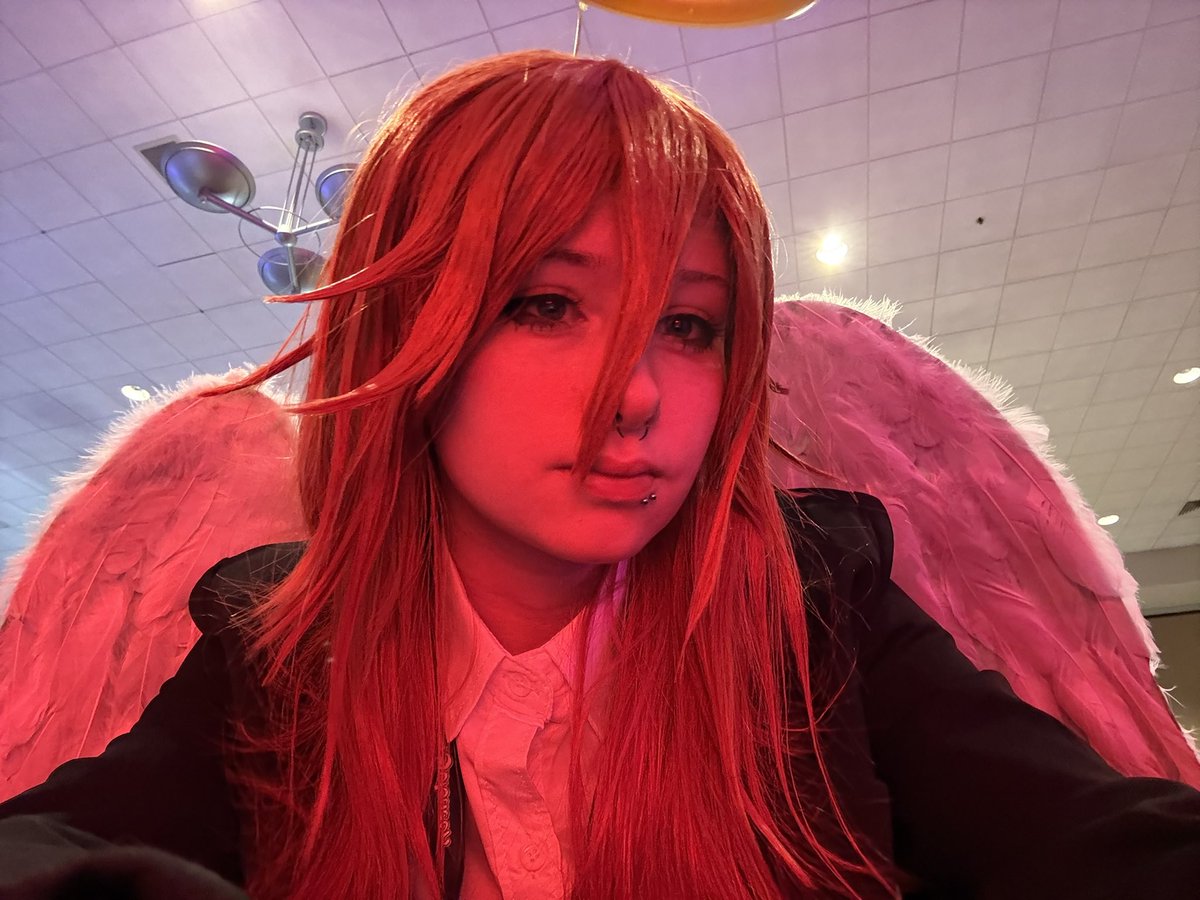 lucyx_x tweet media