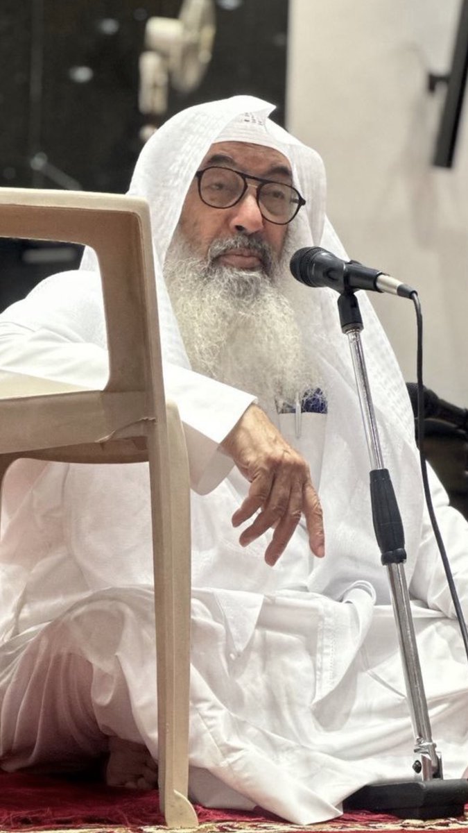 انا لله وانا اليه راجعون

اللهم اغفر له وتجاوز عنه وأسكنه فسيح جنّتك ٠