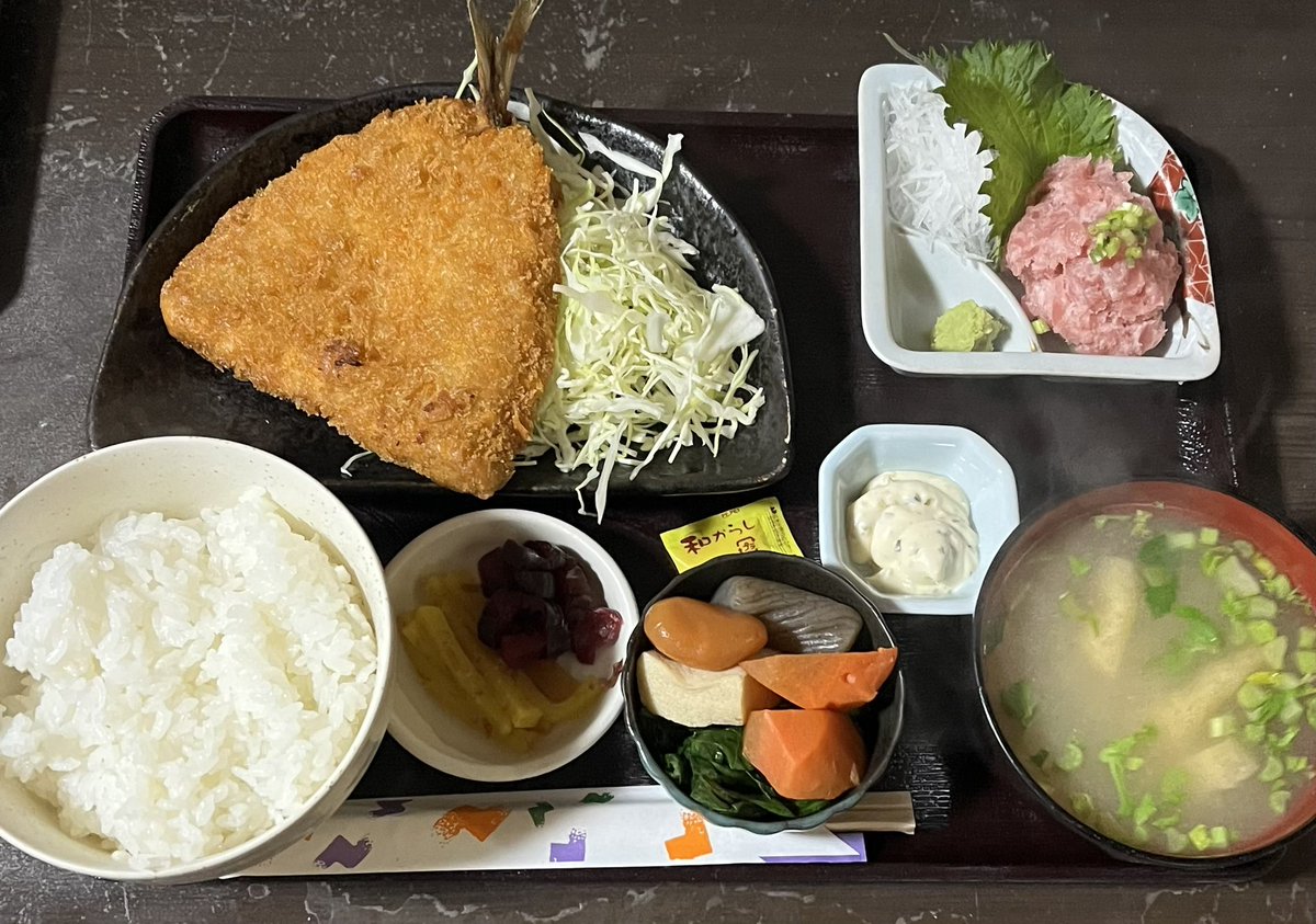 ランチ営業、終了しております。 夜営業は18:00開始予定。 夜も