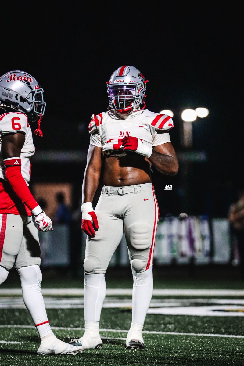 TyreseSutton0's tweet photo. Uncommitted Senior 
Looking for a opportunity‼️ 
C/o 26
245lbs
6’1
De/Dt/EdgeTE
Explosive and high motor 
Bench: 280
Squat: 430
Looking to Commit 👀
Ready to make an impact ‼️
https://t.co/5cLd473eg0 https://t.co/OS0Qpekm4p