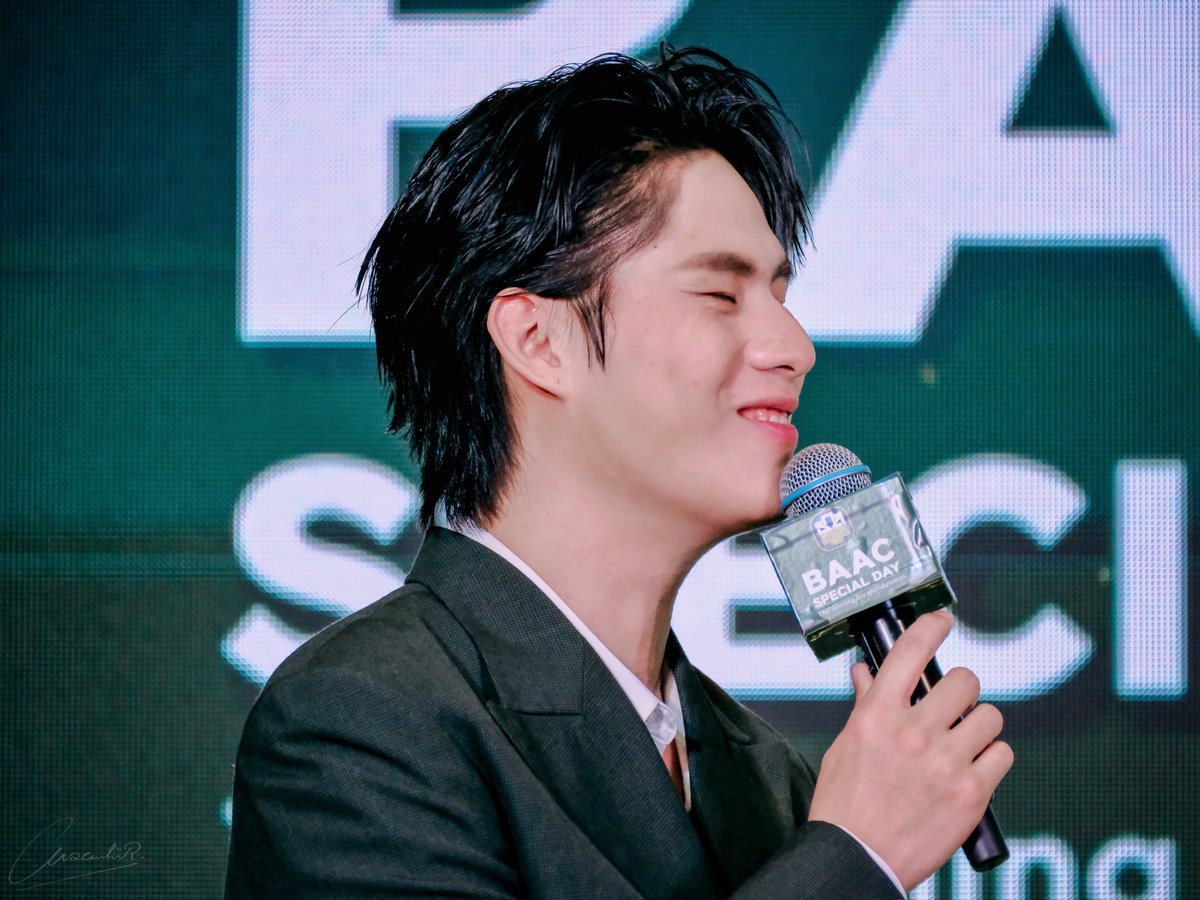 เอาใจทุกทีม แตกต่างไม่แตกแยก

เมะสูทเขียว 💚                เหมียวสูตรเคะ 🐱

BAAC SPECIAL DAY WITH WINNY

#BAACSpecialDayxWinny 
#BAACSpecialDay #winynny