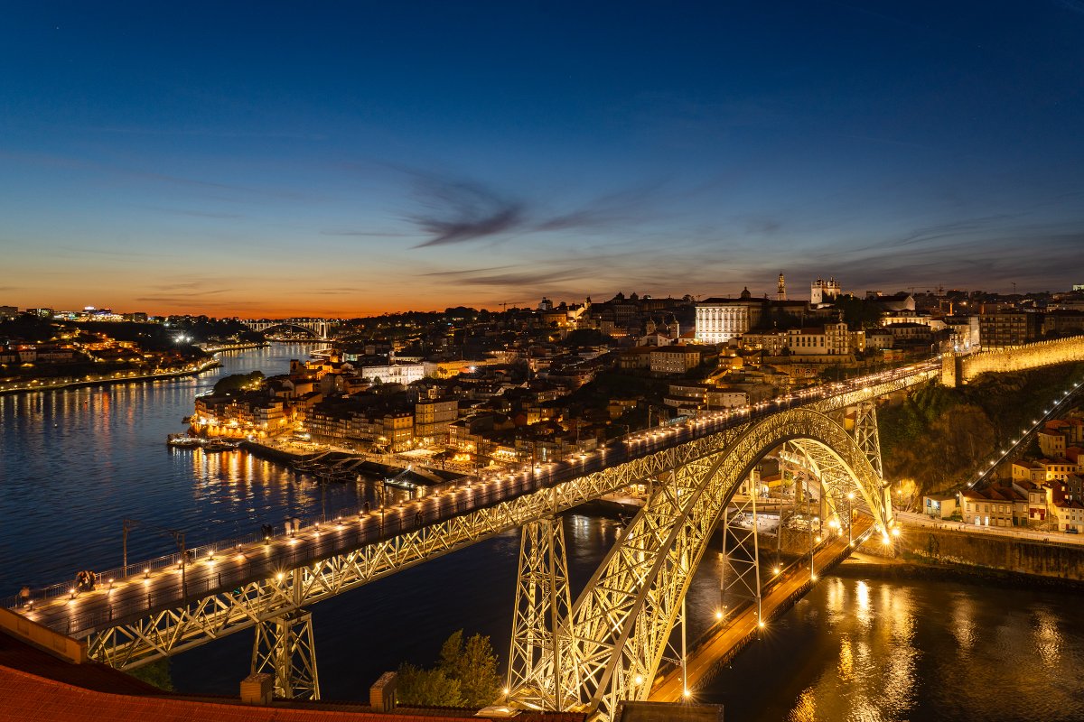 新日本三大夜景・夜景100選事務局代表　縄手真人 tweet media