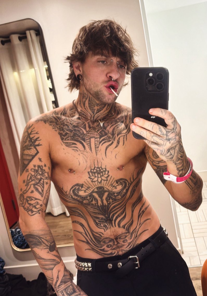 Austin Spears 🏳️‍⚧️ tweet media