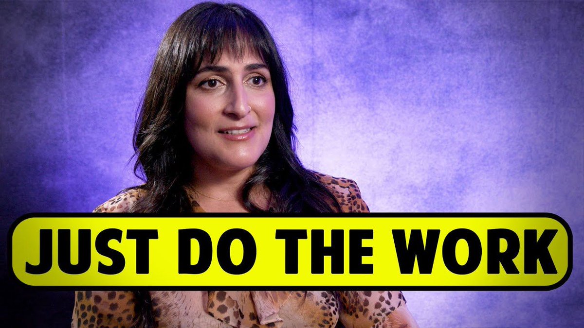 filmcourage's tweet image. Why Beginning #Artists Shouldn't Analyze Their Work When Creating - Sasha Patpatia [FULL INTERVIEW] 
buff.ly/stXnHLT 
#creatives #musicians