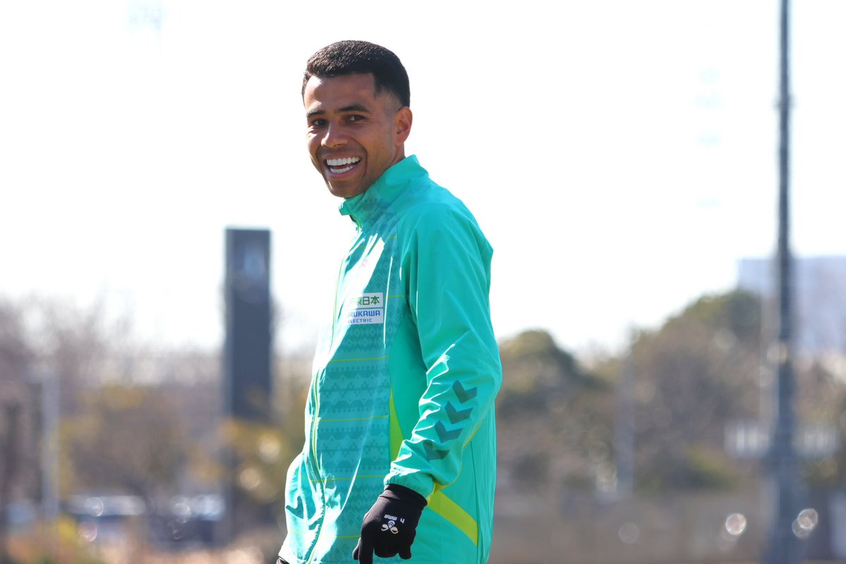 【ユナパレポ情報📝】
＃17
「糧として」

今日は #エドゥアルド 選手29歳のお誕生日🎂
✨️Feliz aniversário✨️

昨日のちばぎんカップも応援ありがとうございました⚽️
試合翌日のチームの様子をお届け⏬️

🐶#ユナパレポ を楽しむならUnited Online Plus💻📱
jefunited.co.jp/my/uoplus/deta…

#jefunited