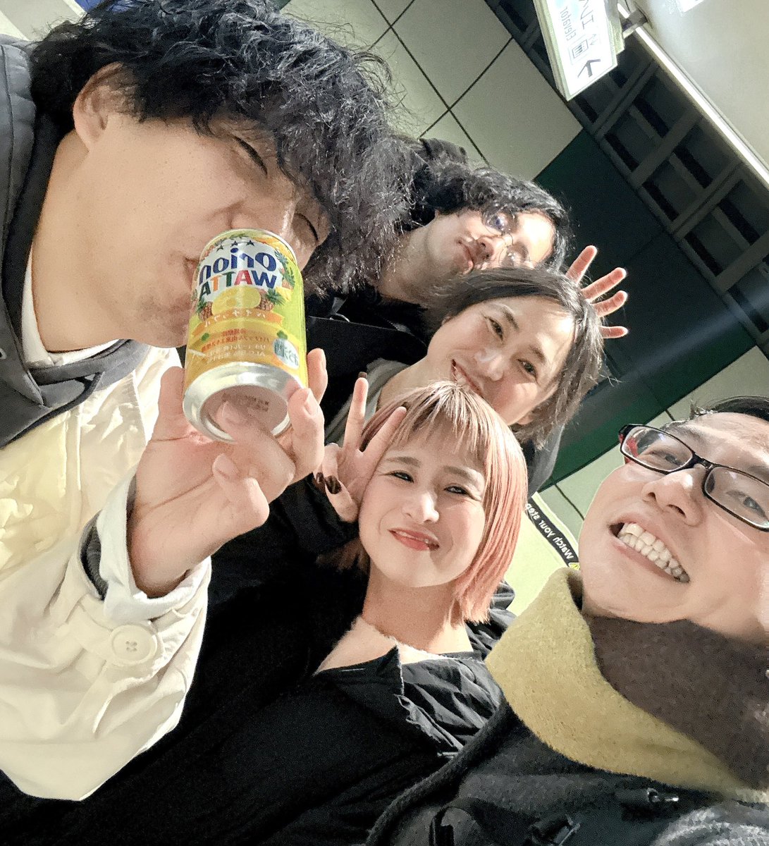 mare1016's tweet photo. 思い出のかけら
#notitle
帰り道
野生のぐどもくんに遭遇 https://t.co/RoTa8O4hDN