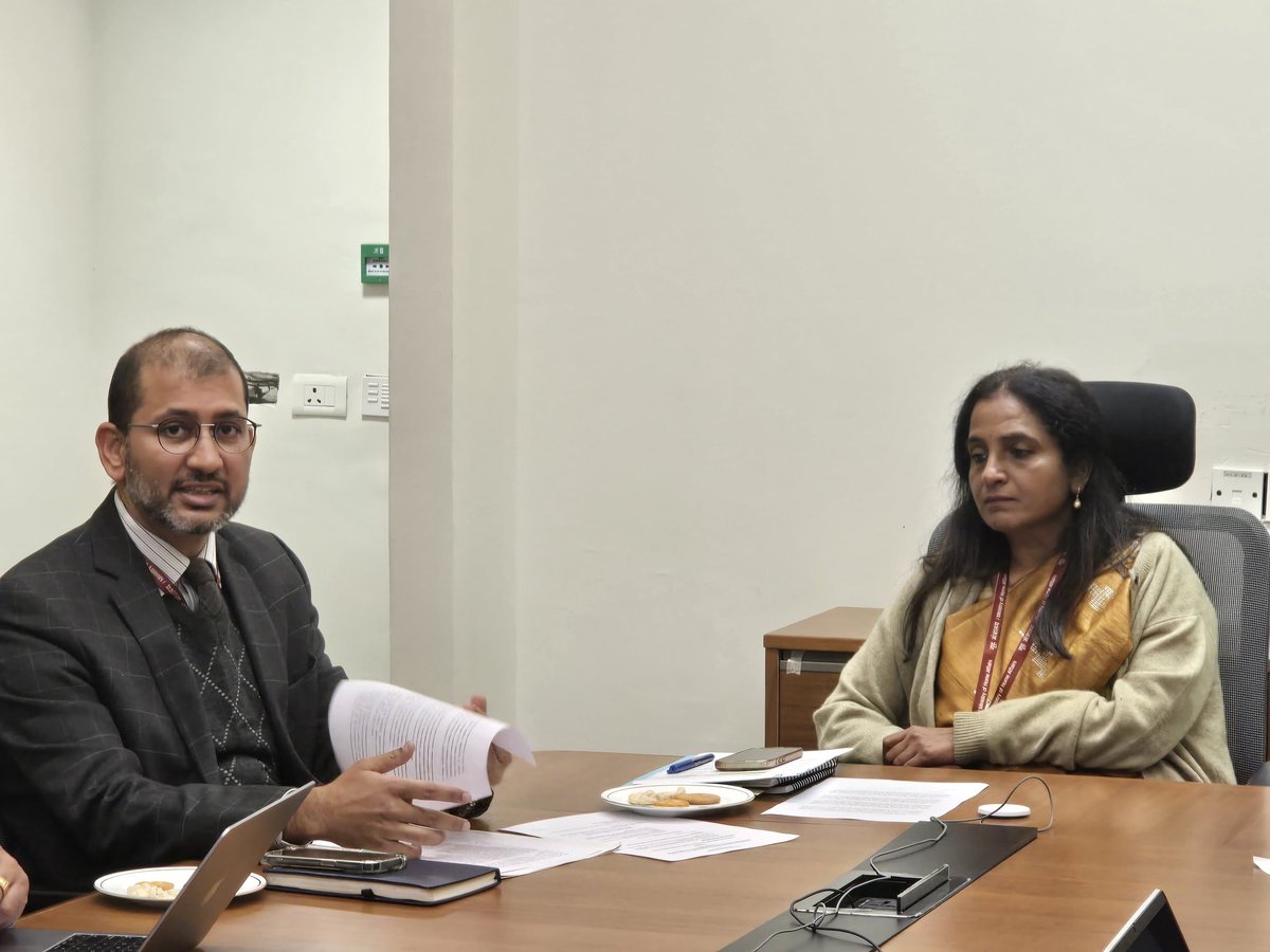 ProtectorGenGOI's tweet photo. @ProtectorGenGOI highlighted the recent reforms undertaken by the division to promote “Safe, orderly and Legal Migration”. 
@MeaIndia
2/2 https://t.co/wzPse9M0TV