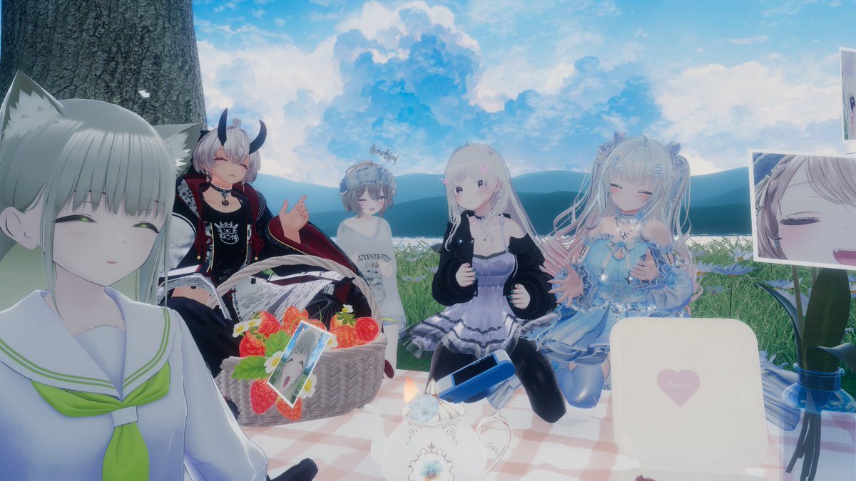 LINN_Game's tweet image. 最近のぶいちゃ
パートナーやフレとチルってまったりするのが癒し😌
#VRChat