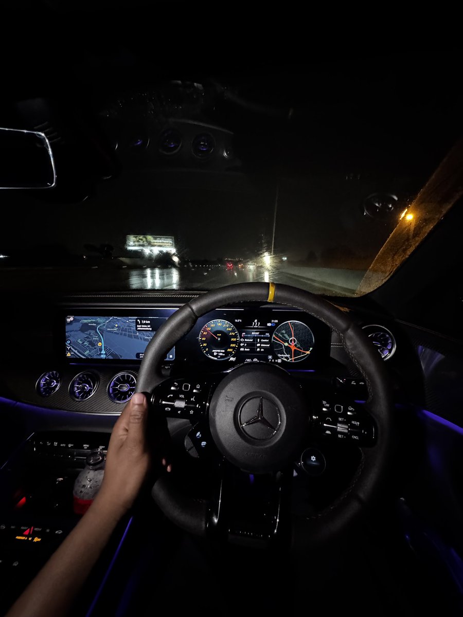 peacendlovu_'s tweet photo. i drove a GT63s to Limpopo and back, and ya noor bring back the V8s man, has so so much power to offer

This is a really fast cruiser https://t.co/ENhndkBrt6