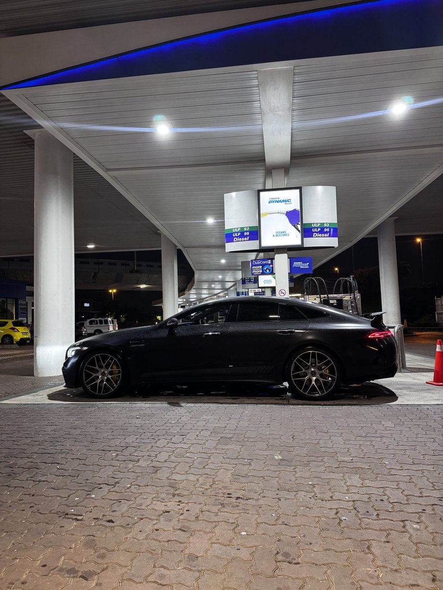 peacendlovu_'s tweet photo. i drove a GT63s to Limpopo and back, and ya noor bring back the V8s man, has so so much power to offer

This is a really fast cruiser https://t.co/ENhndkBrt6