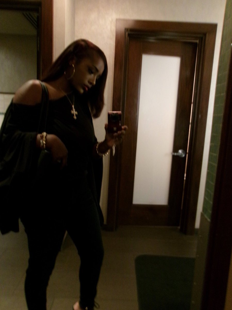 iamjadeskeeper's tweet photo. Fly mama🫶🏾 https://t.co/TFzd3kvhaz