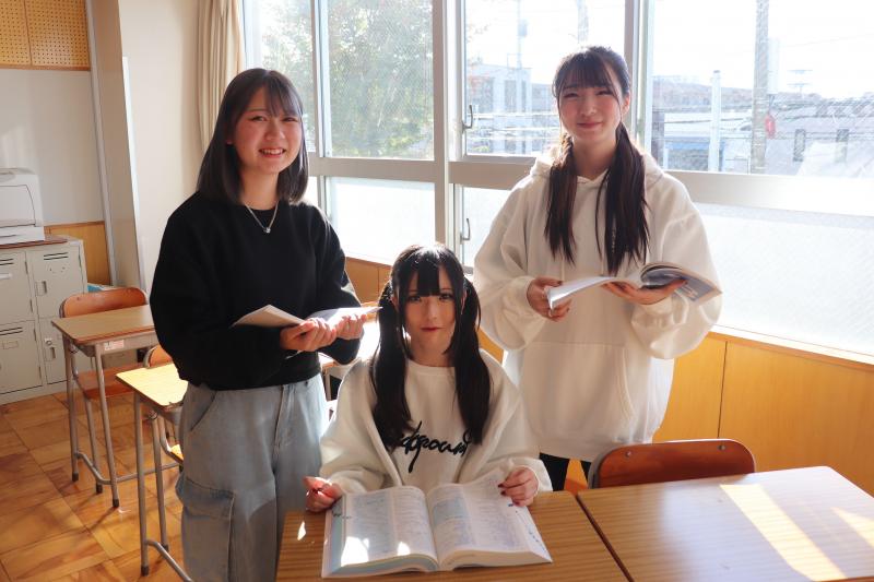 kbc19460609's tweet photo. 「なりたい自分」を創造しよう！ 創立80年の #柏木実業専門学校 は、あなたの挑戦を全力応援！

🎓簿記やPCなどビジネス資格が充実 🚁話題のドローン国家資格も！ 💼豊富な求人で就職まで安心

伝統と信頼の環境で、新しい私に出会おう。 詳細👇
https://t.co/RAhxBa8XcC

#専門学校 #ドローン #資格 https://t.co/2cRco0Tmls
