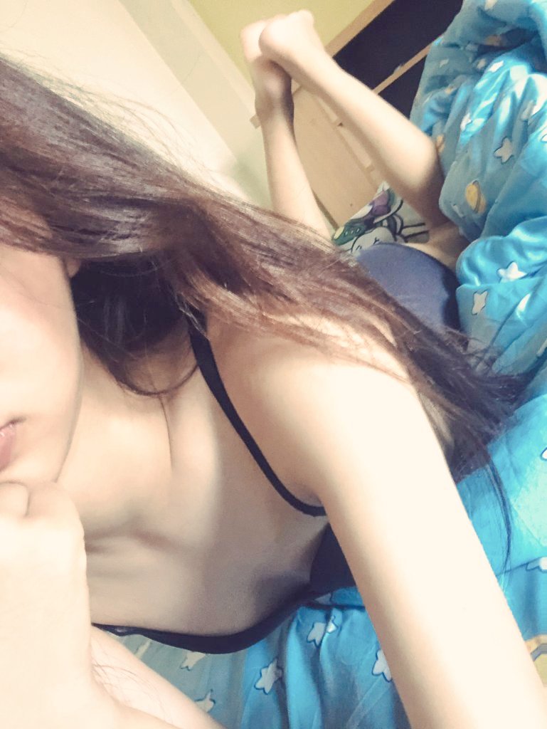 สกุลดี tweet media