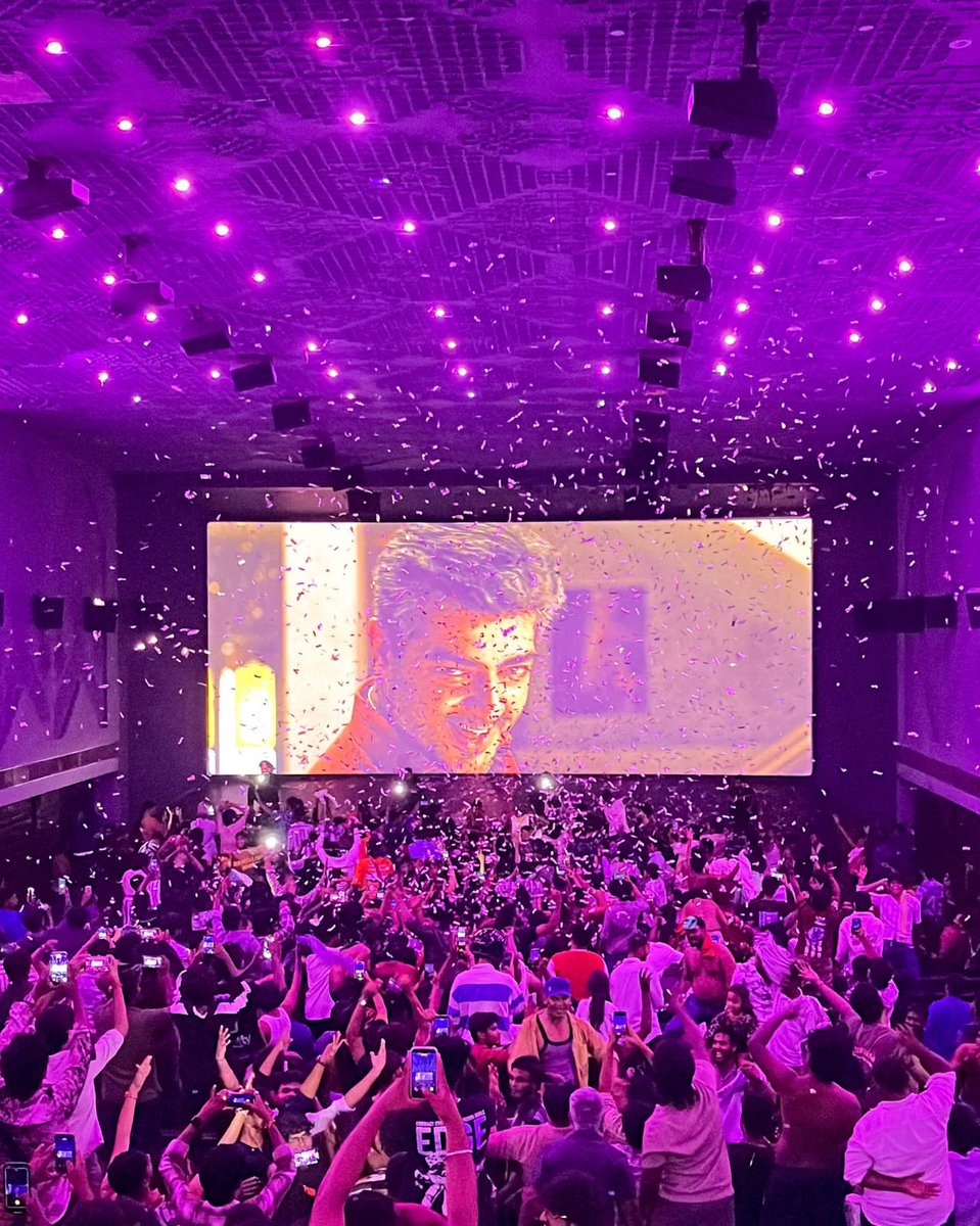 TAFC_2013's tweet photo. Dear OG Fanboys 🔥

Show-ku vandhu theatre-ah adhiravecha ellarukum🔥
Nenjam niranja nandri ❤️💥

Indha MASS possible aanadhu unga support-naala dhaan 💥
Ungaloda energy dhaan indha show-oda strength!
Next fans show-la marubadiyum sandhippom 🔥♠️

#MankathaReRelease #AjithKumar https://t.co/t5xkiCtpTL