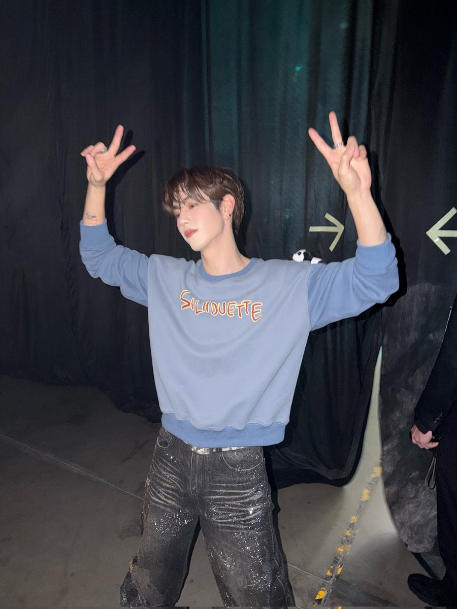 <a href="/marktuan/">Mark Tuan</a> <a href="/DNAmngmnt/">Mark Tuan Official</a> 260201 Mark's weibo post 😊 (3/4)

Chengdu~ Last night was absolutely amazing! 💚 Thank you everyone for spending time with me, filling the stage with laughter and energy 🫶🏻 It was truly unforgettable.

#MarkTuanTheShapeOfYou_Chengdu 
#MarkTuan #段宜恩
<a href="/marktuan/">Mark Tuan</a> <a href="/DNAmngmnt/">Mark Tuan Official</a>