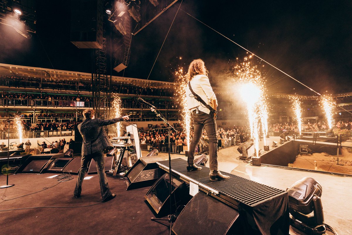 The Killers tweet media